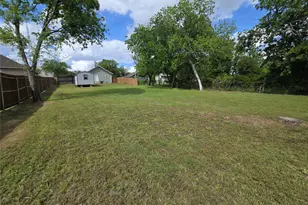 712 Narrow St, Weatherford, TX 76086 - Photo 17