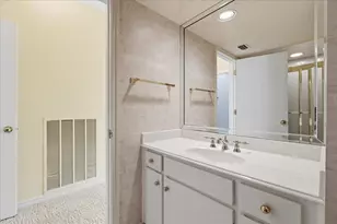 22 1 Main Pl, Benbrook, TX 76126 - Photo 31