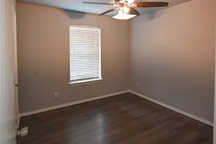 604 N Sewell Dr, Decatur, TX 76234 - Photo 7