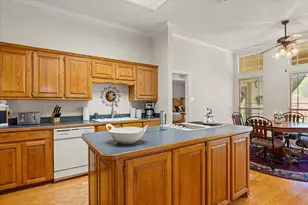 504 Buena Vista Ct, Granbury, TX 76049 - Photo 13