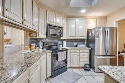 841 Sierra Vista Drive, Burleson, TX 76028 - Photo 17