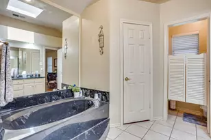 841 Sierra Vista Dr, Burleson, TX 76028 - Photo 25