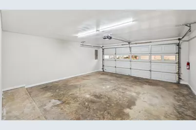 930 Shady Creek Lane, Bedford, TX 76021 - Photo 27