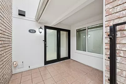 930 Shady Creek Lane, Bedford, TX 76021 - Photo 3