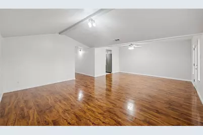 930 Shady Creek Lane, Bedford, TX 76021 - Photo 11