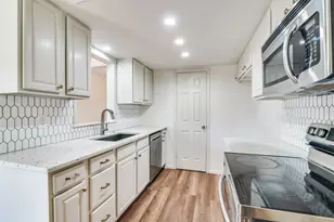 4709 Princeton Dr, Garland, TX 75042 - Photo 9