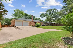7844 Fairway Rd, Woodway, TX 76712 - Photo 35