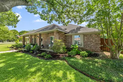 2700 Oak Trail Court, Dalworthington Gardens, TX 76016 - Photo 37