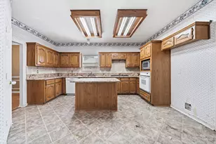 4005 Cavalier Dr, Rowlett, TX 75088 - Photo 9