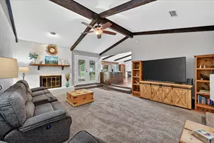 745 Carol Ln, Burleson, TX 76028 - Photo 13