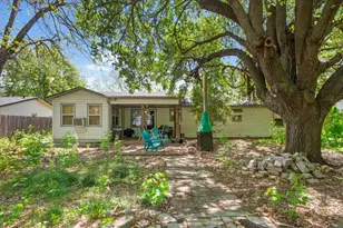139 Meadowbrook St, Robinson, TX 76706 - Photo 25