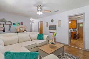 139 Meadowbrook St, Robinson, TX 76706 - Photo 9
