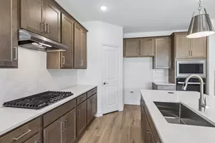 8717 Leafy Ln, Justin, TX 76247 - Photo 7