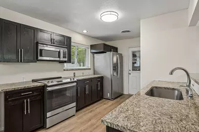 740 Joanna Drive, Hurst, TX 76053 - Photo 7