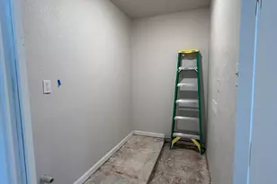 1741 Clarendon Dr, Lewisville, TX 75067 - Photo 21