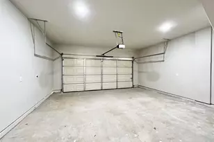 3501 E Renfro St, Burleson, TX 76028 - Photo 29