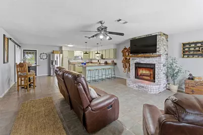 132 Crowley Lane, Mineral Wells, TX 76067 - Photo 3