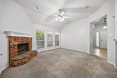 11361 Clover Knoll Drive, Frisco, TX 75035 - Photo 7