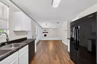 2412 Avalon Way, McKinney, TX 75071 - Photo 11