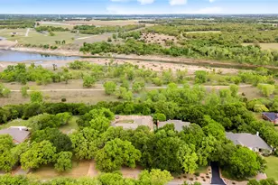 6212 Westover Dr, Granbury, TX 76049 - Photo 31