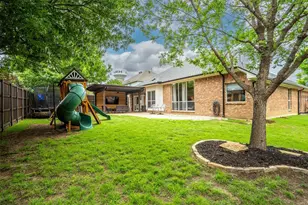 8601 Joshua Ct, North Richland Hills, TX 76182 - Photo 31