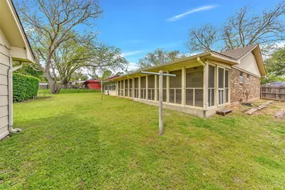 810 Hilltop Drive, Weatherford, TX 76086 - Photo 15