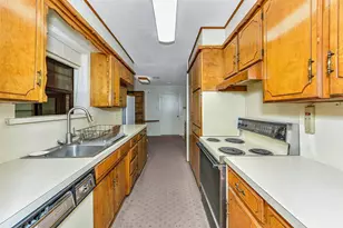 810 Hilltop Dr, Weatherford, TX 76086 - Photo 5