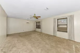 810 Hilltop Dr, Weatherford, TX 76086 - Photo 3