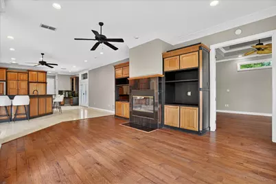 9704 Ravenswood Road, Granbury, TX 76049 - Photo 9