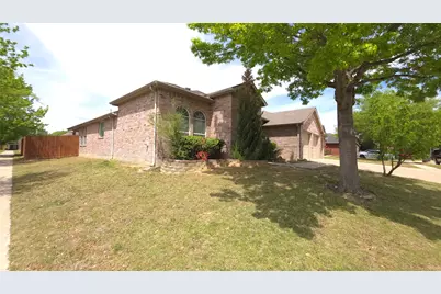 5901 Secco Court, Fort Worth, TX 76179 - Photo 3