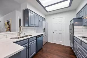 4905 Arborgate Dr, Arlington, TX 76017 - Photo 7