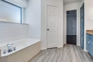 4905 Arborgate Dr, Arlington, TX 76017 - Photo 19