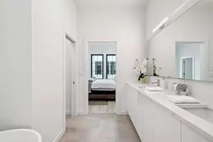 1775 Novela Wy, Dallas, TX 75215 - Photo 17