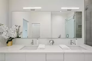 1775 Novela Wy, Dallas, TX 75215 - Photo 19