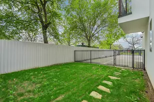 1775 Novela Wy, Dallas, TX 75215 - Photo 37