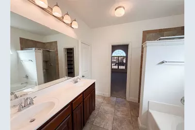 3717 Dutch Iris Lane, Forest Hill, TX 76140 - Photo 15