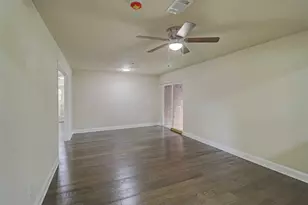 1245 Whispering Ct, Dallas, TX 75241 - Photo 11