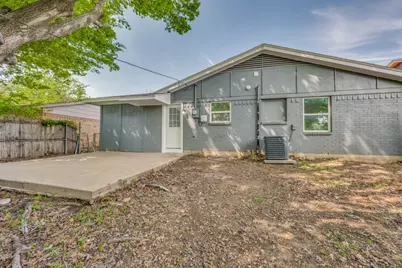 1913 San Antonio Street, Grand Prairie, TX 75051 - Photo 25