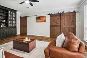 7624 Tallow Dr, Irving, TX 75063 - Photo 5