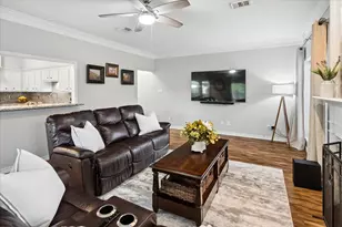 7624 Tallow Dr, Irving, TX 75063 - Photo 13