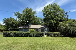 403 Ave E Ave, Valley Mills, TX 76689 - Photo 1
