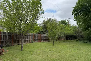 403 Ave E Ave, Valley Mills, TX 76689 - Photo 11