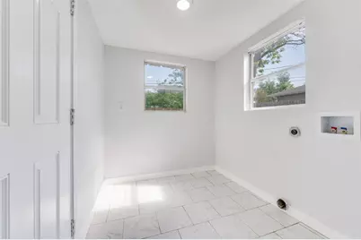 2605 Greenhurst Drive, Farmers Branch, TX 75234 - Photo 19