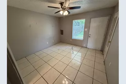 737 Woodland Court, Kennedale, TX 76060 - Photo 9