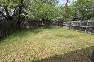 737 Woodland Ct, Kennedale, TX 76060 - Photo 13