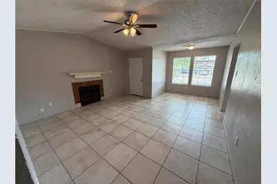 737 Woodland Court, Kennedale, TX 76060 - Photo 3