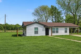 1030 Travis Cir, Cooper, TX 75432 - Photo 21