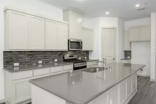 4536 English Maple Dr, Arlington, TX 76005 - Photo 9