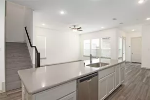 4536 English Maple Dr, Arlington, TX 76005 - Photo 11