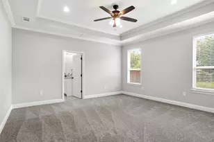 205 W Elm St, Alvarado, TX 76009 - Photo 9